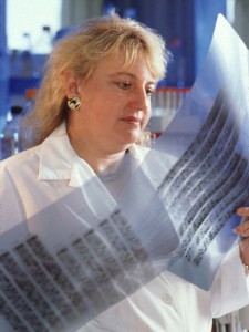 lisa-baumbach-genetics-lab-225x300